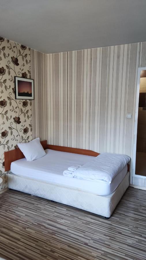 Pleven Rooms Bagian luar foto