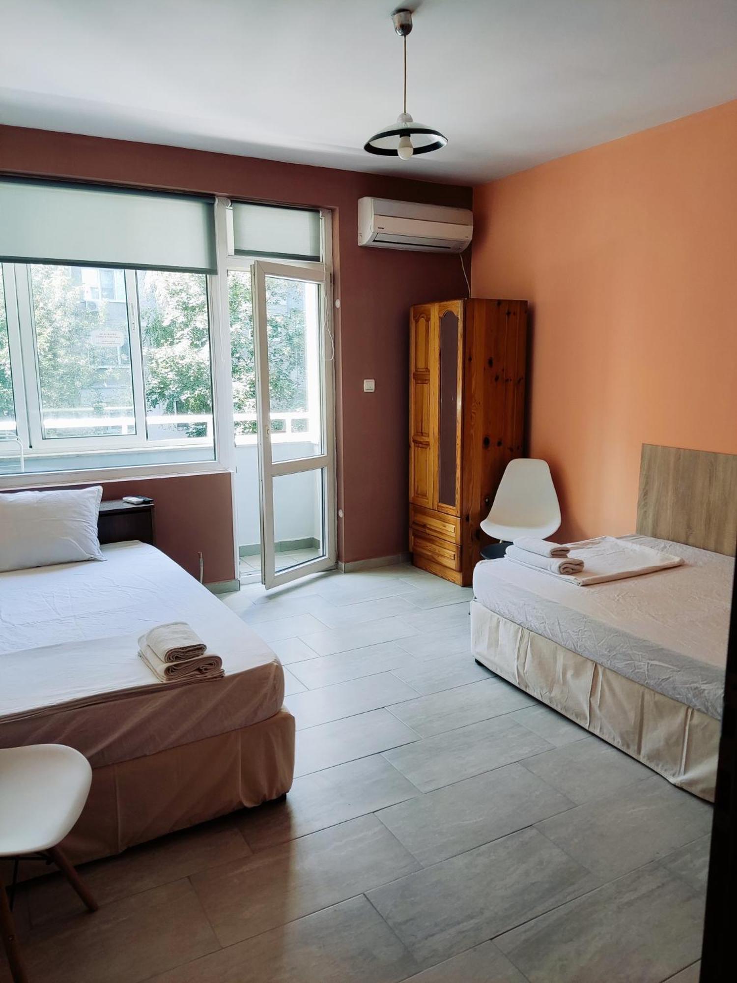 Pleven Rooms Bagian luar foto