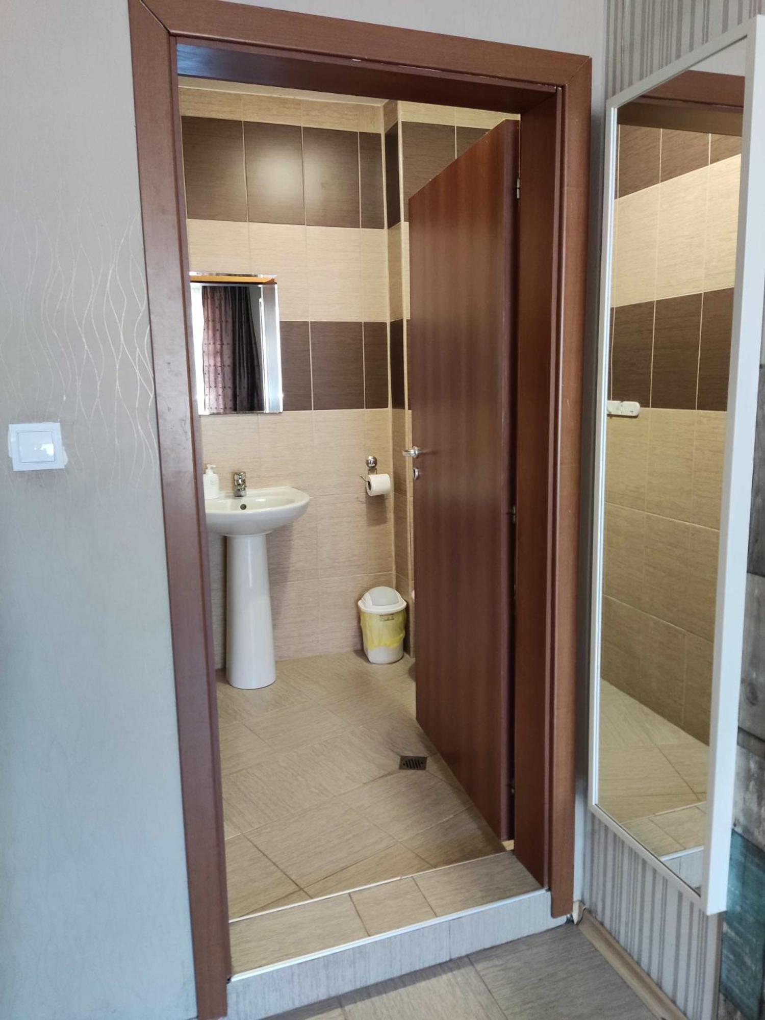 Pleven Rooms Bagian luar foto